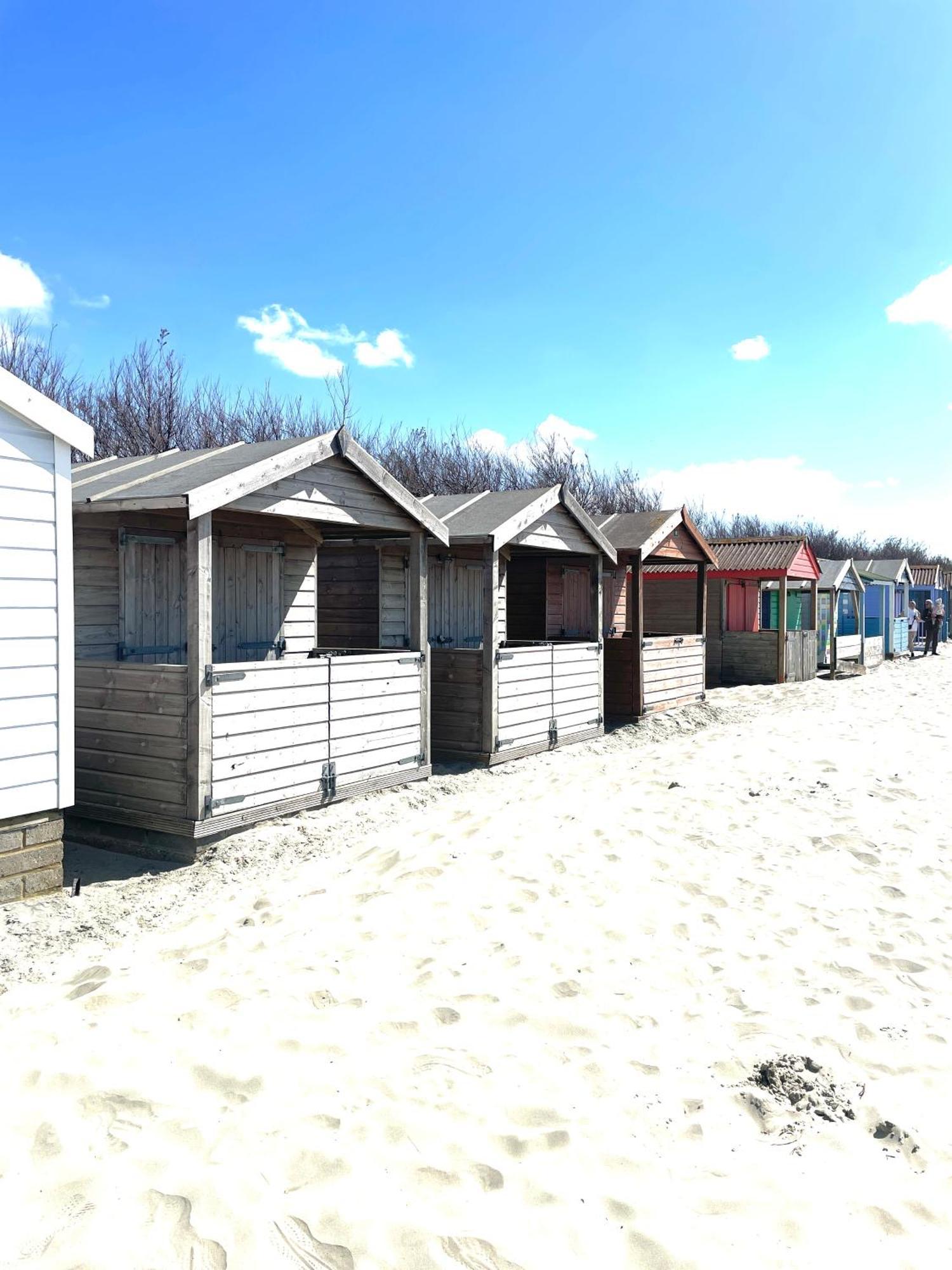 'Bramley Fall Cottage' ' On Site Ev Point - Attached Cottage,3 Separate Bedrooms -1 On Ground Level, Sleeps 6, 2 Bathrooms, Sandy Wittering Beach 8Min Drive, Rural Location, Child Friendly, Small Breed Dog Friendly, Private Parking Чичестър Екстериор снимка