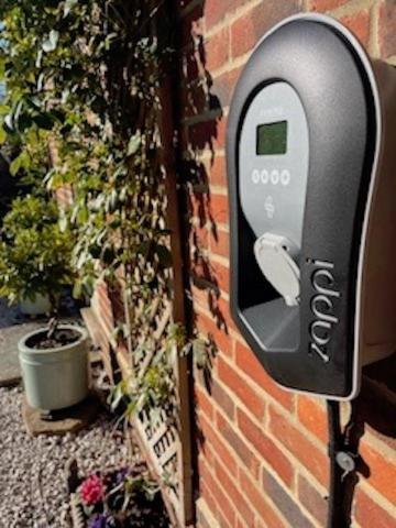'Bramley Fall Cottage' ' On Site Ev Point - Attached Cottage,3 Separate Bedrooms -1 On Ground Level, Sleeps 6, 2 Bathrooms, Sandy Wittering Beach 8Min Drive, Rural Location, Child Friendly, Small Breed Dog Friendly, Private Parking Чичестър Екстериор снимка